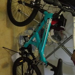 NEXT 18 SPEED GAUNTLET BIKE